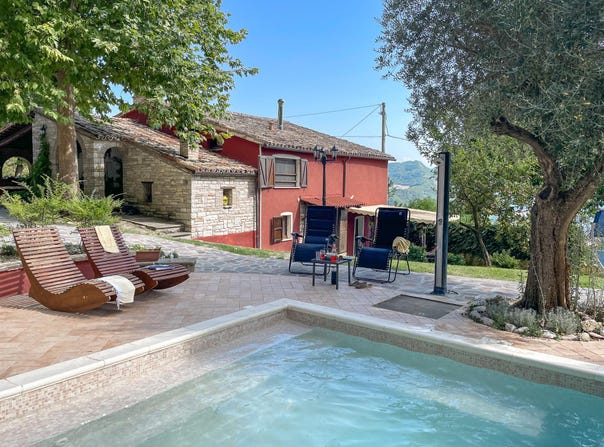 Acqualagna, Marche 61041