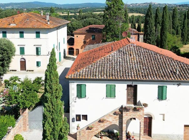 Sinalunga, Tuscany 53048