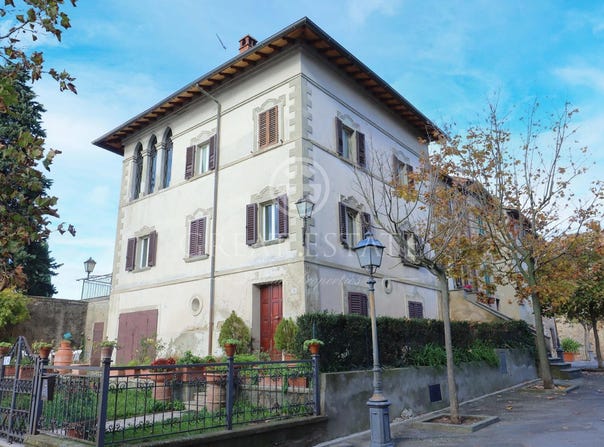 Lucignano, Tuscany 52046