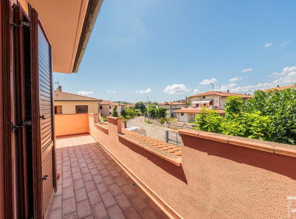 Via dei Papaveri, Roccastrada, Tuscany 58036