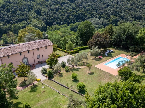 Lucca, Tuscany 55100