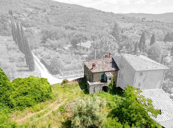 Cortona, Tuscany 52044