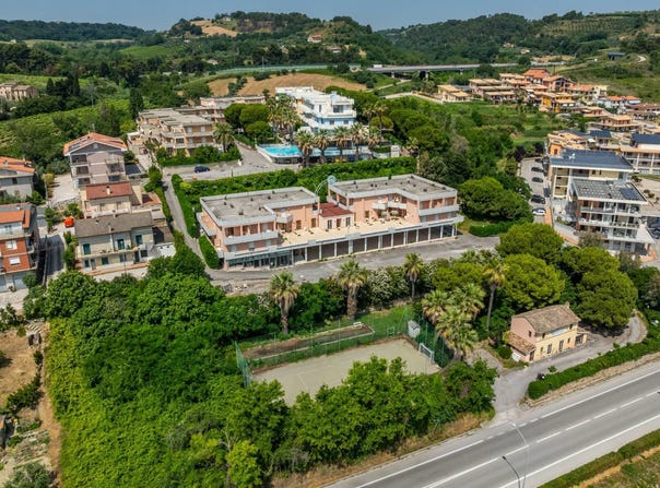 Massignano, Marche 63061