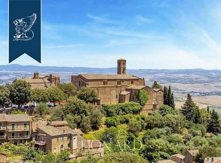 Montalcino, Siena