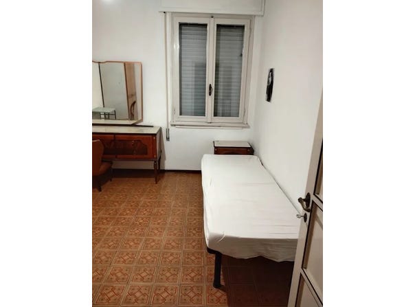 Via Isabella Andreini, Bologna, Emilia-Romagna 40127