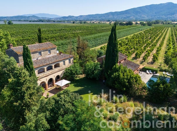 Monte San Savino, Tuscany 52048