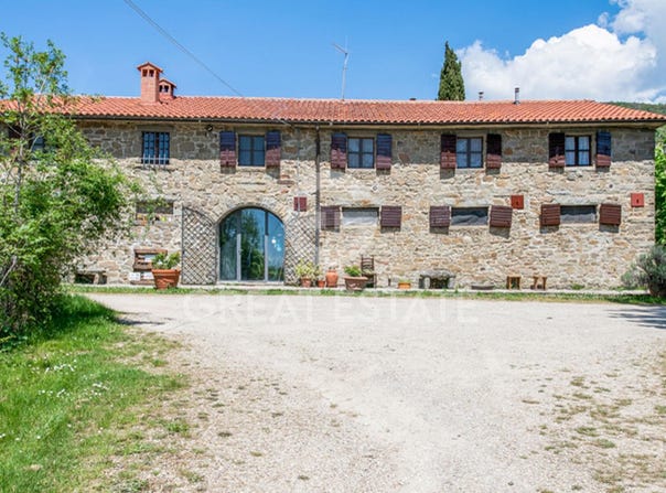 Castelfranco di Sopra, Tuscany 52020