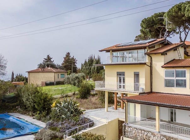 Massarosa, Tuscany 55054