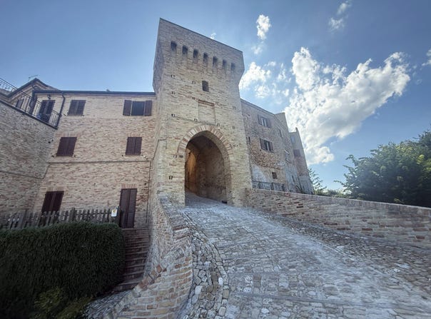 Cossignano, Marche 63067