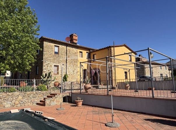 Vinci, Tuscany 50059
