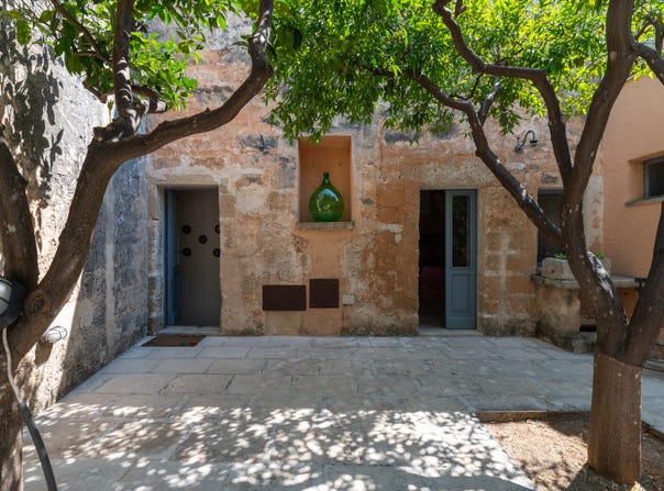 Spongano, Spongano, Apulia 73038