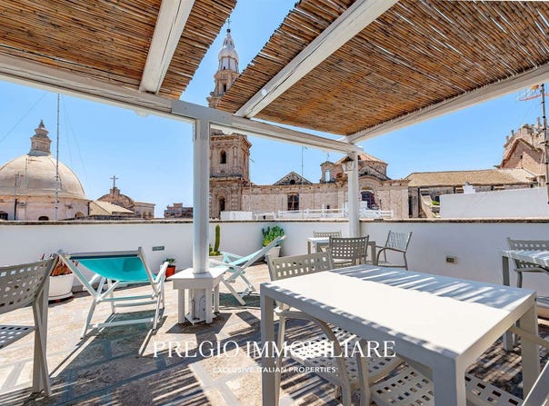 Monopoli, Apulia 70043