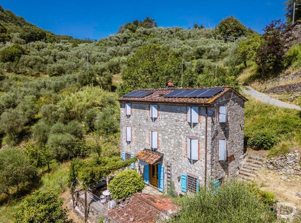 Borgo a Mozzano, Tuscany 55023