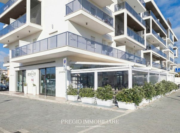 Monopoli, Apulia 70043