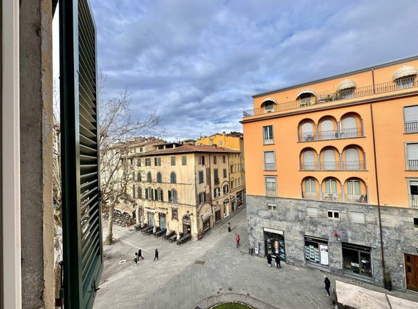 Lucca, Tuscany 55100