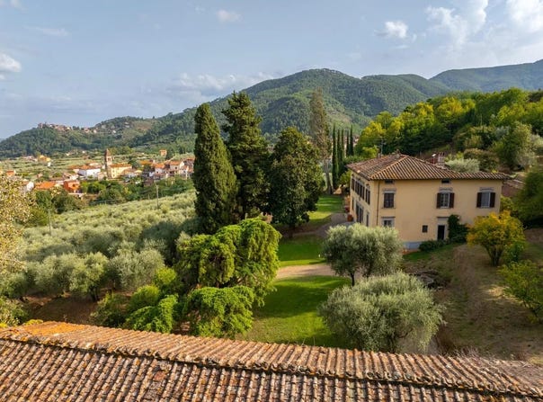 Lucca, Tuscany 55100