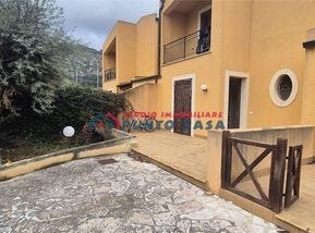 Valderice, Sicilia 081022