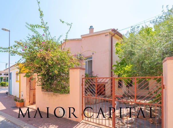 Budoni, Sardinia 08020