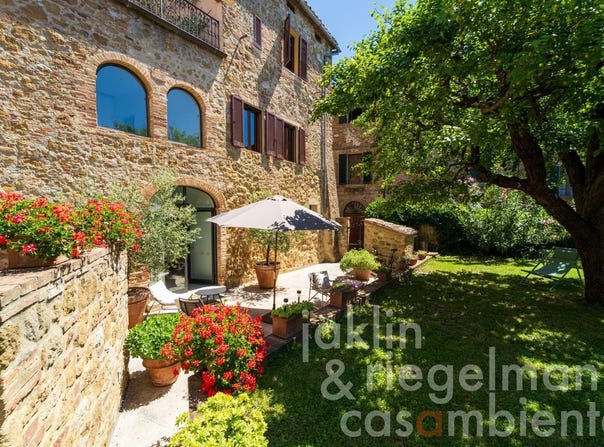 Trequanda, Tuscany 53020