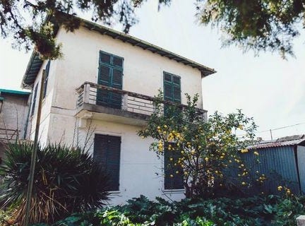 Ventimiglia, Imperia 18039