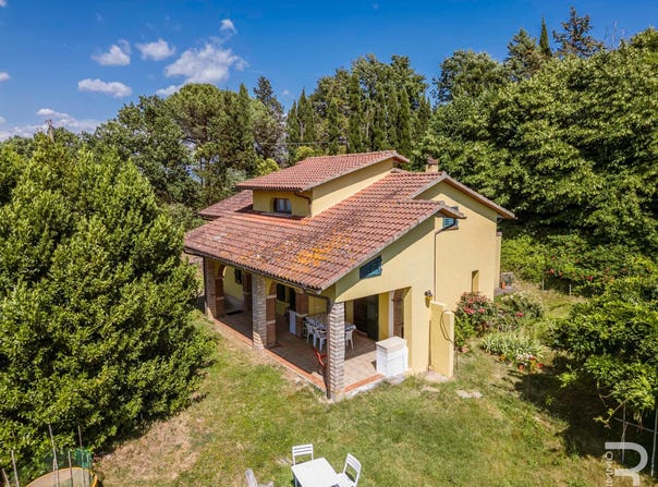 Roccastrada, Tuscany 58027