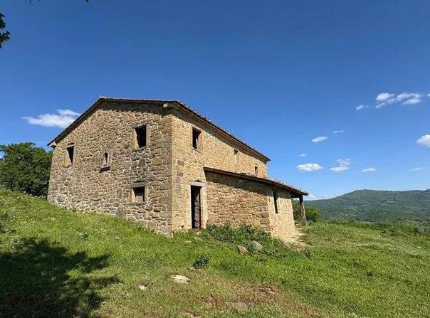 Cortona, Tuscany 52044