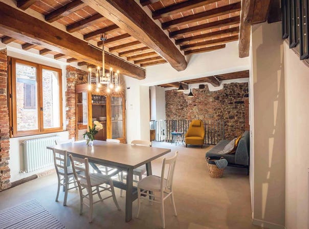 Lucignano, Tuscany 52046