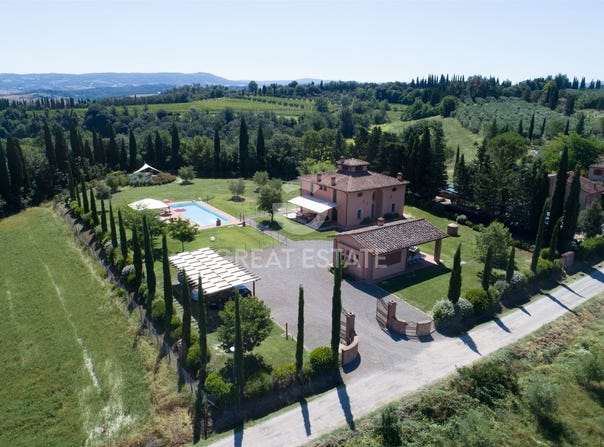 Lajatico, Tuscany 56030