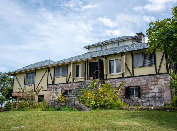 MOUNT PLEASANT unit: Pil. Lodge, Cole Gate, St. Ann