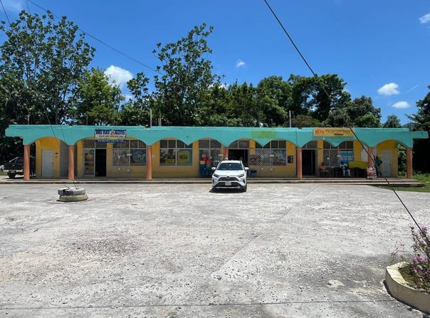 17 INSTITUTION DRIVE, SANTA, Santa Cruz, St. Elizabeth