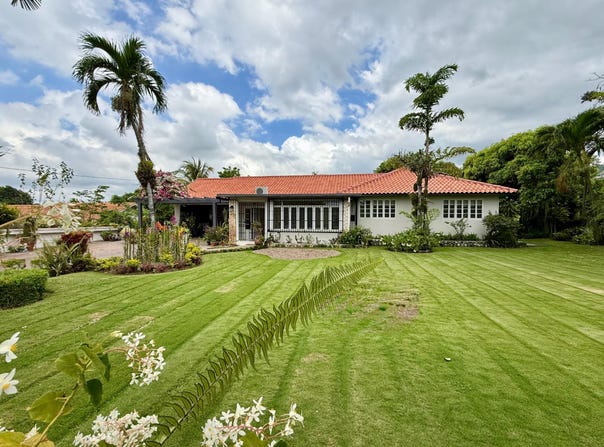 16 UPPER CARMEL AVENUE, Kingston 8, St. Andrew