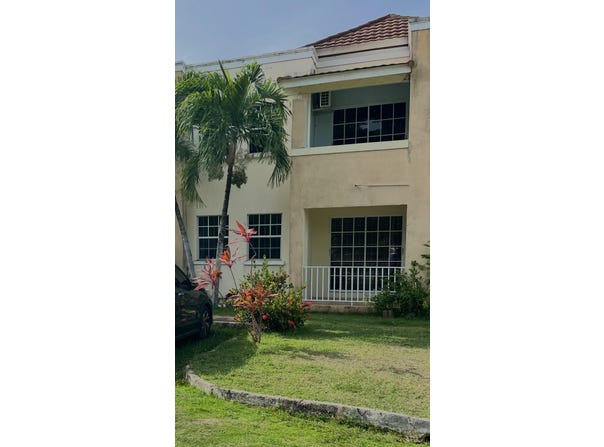 HUDDERSFIELD ESTATE unit: Apt. #1, Rio Nuevo, St. Mary