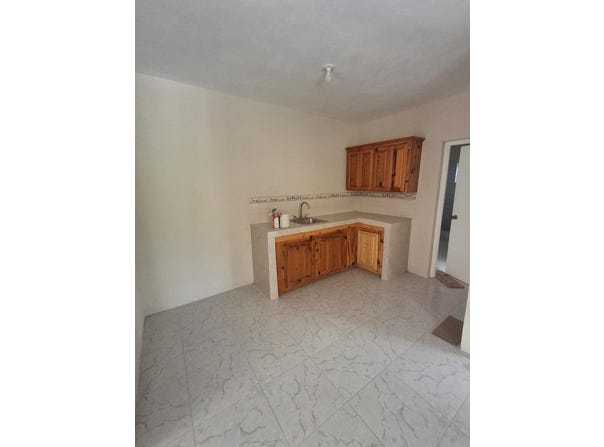 LILLIPUT unit: 590, Lilliput, St. James