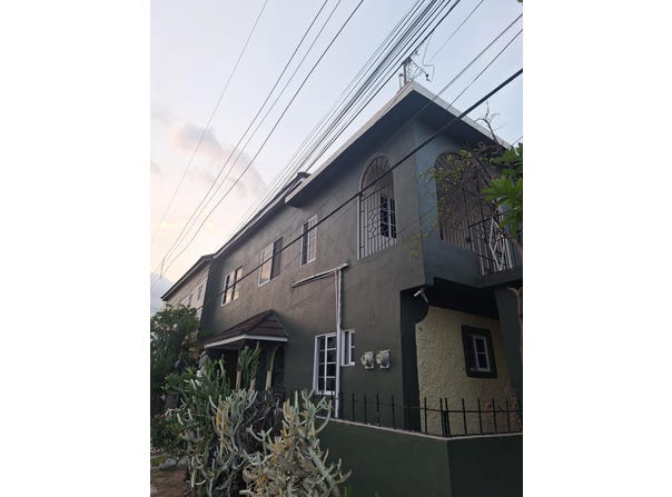 EAST QUEENS PARK unit: 334, East Queens Park, St. Catherine