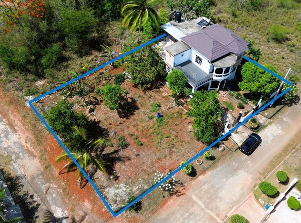 60 CHERRY STREET, KITSON TOWN, St. Catherine
