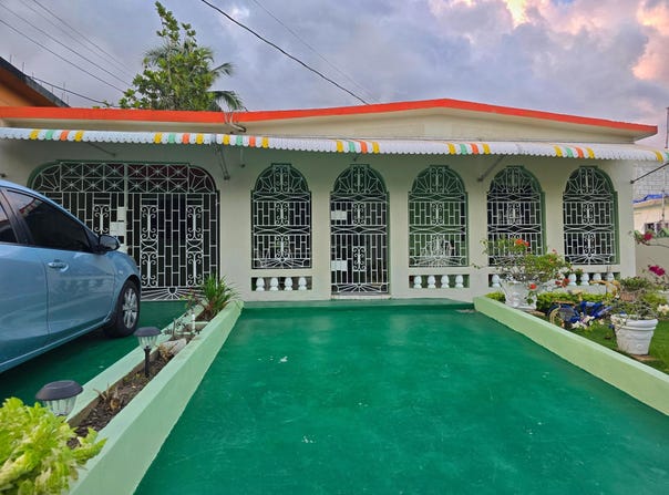 343 LIME CLOSE, CHARLEMONT H/, Linstead, St. Catherine