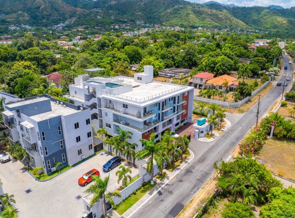 11 1/2 CHARLEMONT AVENUE unit: Apt 5, Kingston 6, St. Andrew