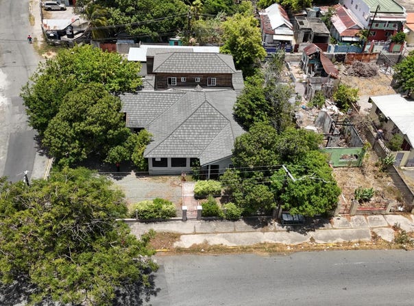1 WEST AVENUE, Kingston 4, Kingston