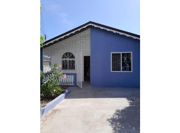 87 DOLPHIN CRESCENT, New Harbour Village, St. Catherine