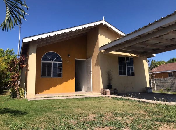 998 LAGOON CIRCLE (PHASE 3), Old Harbour, St. Catherine