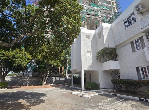 8 WATERLOO AVENUE unit: 4, Kingston 10, St. Andrew