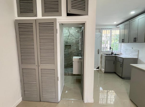 96 1/4 OLD HOPE ROAD unit: Lot 11, Kingston 6, St. Andrew