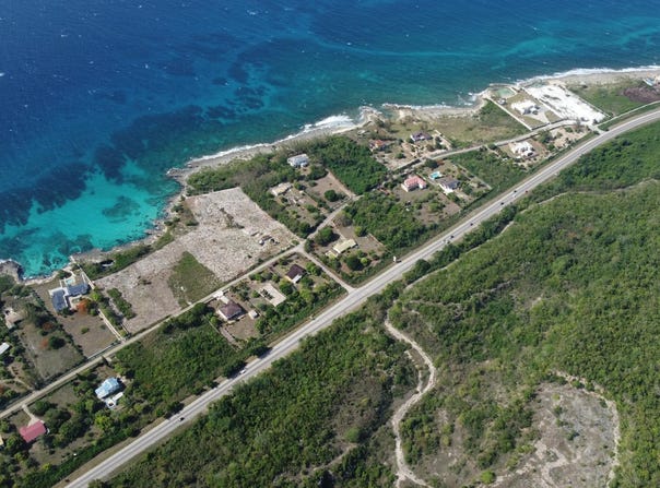 QUEEN'S HIGHWAY, BENGAL S unit: Lot 3, Red Valley, St. Ann