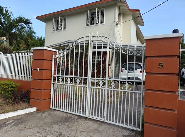 5 LIGUANEA DRIVE, KGN. 6, Kingston 6, St. Andrew