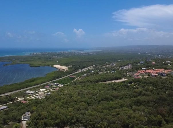 GREENSIDE, Greenside, Trelawny