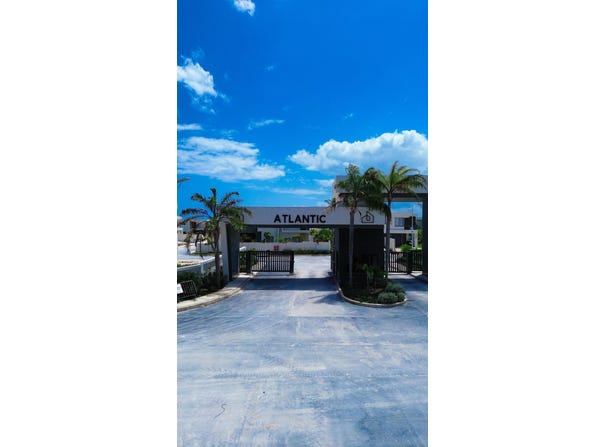 PARADISIAC BEACH CLUB, Richmond, St. Ann