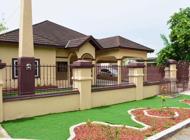 4 SOUTH LUCIEN CLOSE, Kingston 10, St. Andrew