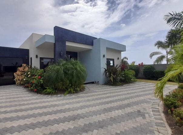 503 RUBY PARADISIAC, Laughlands, St. Ann