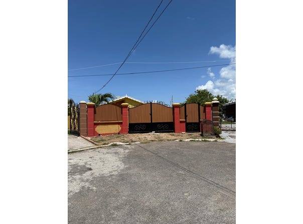 22 NEW HARBOUR VILLAGE 3 OLD unit: Lot 581, Old Harbour, St. Catherine
