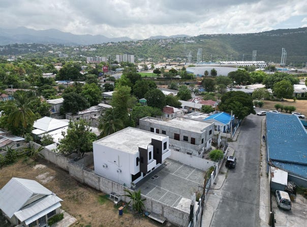 5 NORTH AVENUE unit: 3, Kingston 5, St. Andrew